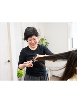 一人のスタイリストが仕上げまで担当してくれる♪丁寧な接客と高い技術であなたの理想のスタイルを実現☆