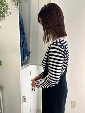 シロ(SHIRO) ボブ/透明感カラー　【ボブカット/宝塚】