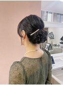 【お呼ばれヘア】大人艶感シニヨンスタイル/結婚式