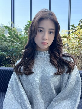 ケーオーエスビューティー(K O S beauty) 韓国風ロング