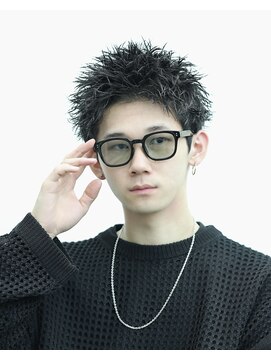 リップス 吉祥寺店 (LIPPS) 黒髪 スパイキーショート