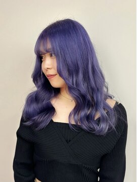 ダズリングディア(Dazzling Deer) パープル／ふんわりミディアム／巻き髪／ハイトーン／学割