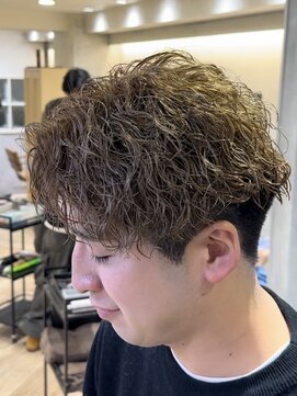 ベル 桑名(BHEL) 桑名ツイストスパイラルパーマレットヘアマッシュウルフカット