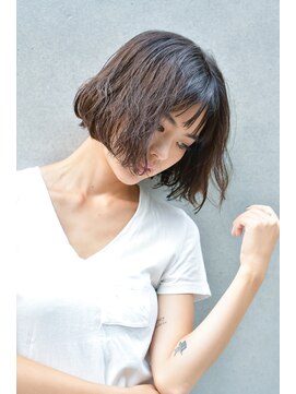 ジャン クロード ビギン 表参道店(JEAN CLAUDE BIGUINE) パーマボブ 黒髪カタログ 20代 30代 40た