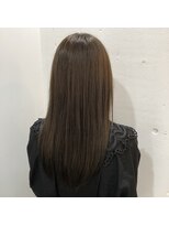 マド ヘア(mado hair) つやつやストレート