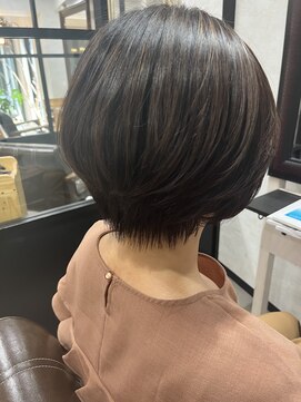 ロミータ by P.C.H(Lomita) ショートボブ