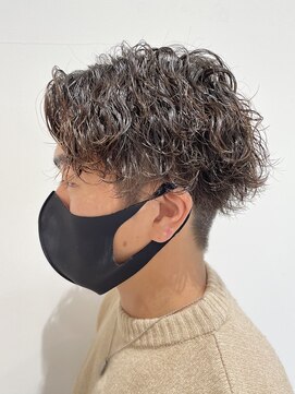 アッシュ 十日市場店(Ash) 波巻きパーマスタイル