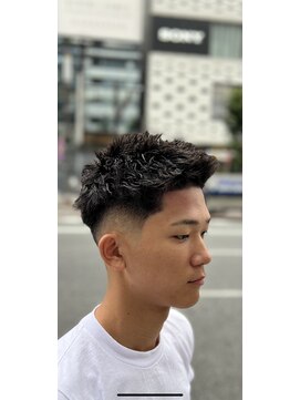 ヘアモード キクチ 銀座店 スパイキーショートフェード