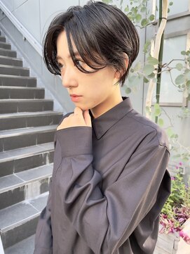 ヌード(NUDE) NUDEセンターパート丸みショートハンサムショート大人ショート