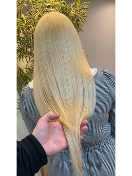 ドルチェ 心斎橋(Dolce) 抜きっぱなしブロンド/韓国風/ハイトーン/ロング