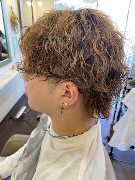ミュウ(Private hair salon Miu) メンズ ショートウルフ×波巻きパーマ
