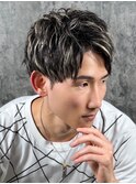 センターパートシルバーメッシュ