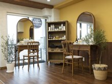 カラーキッチン 学芸大学店(color kitchen)