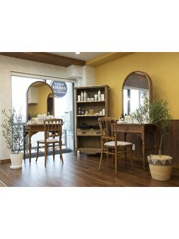 《9時～19時迄受付OK／最短45分で施術可能》カラーリストによる手際良いスピーディーな施術に定評あり◎