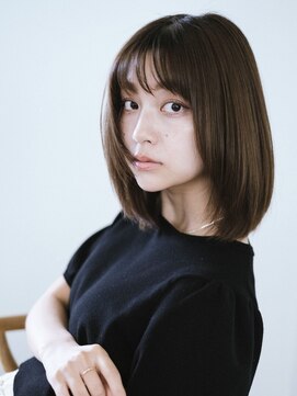 シエカ(CIECA.) 黒髪/ボブルフ/ネビージュ/小顔/ワンレン/スペインカール