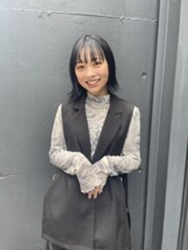 アンジュール(UNJOUR.) 外ハネモードスタイル　20代30代40代