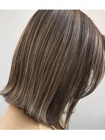 サロン ド ミカーサ(Salon De Micasa)&nbsp;白髪ぼかしハイライト