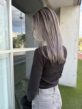 レゴリス(REGOLITH) バレイヤージュ