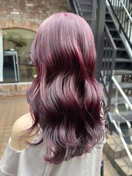 ラレイ ハラジュク(Lalei harajuku) 【白石】ブリーチなし赤髪ワインレッドボルドー艶カラー原宿