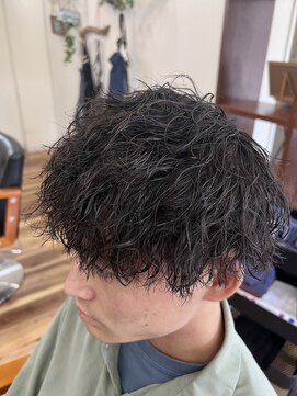 スウェル 稲毛店(Swell) サーフカール/フェザーパーマ/ブルーブラック/稲毛駅/眉毛