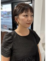 クイン(qin)&nbsp;オン眉透明感ブラウンショート