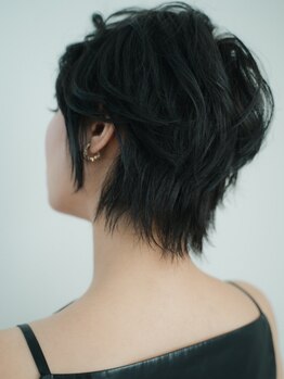 ミトラ 逗子(MITRA)の写真/《逗子駅徒歩3分》骨格にフィットする、似合わせショートならMITRA◇どこから見ても美しいスタイルに[逗子]