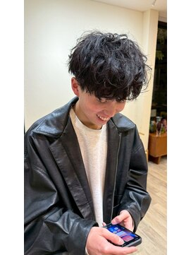 シフト(SHEEFT) 波巻きパーマスパイラルパーマ韓国系カジュアルマッシュ