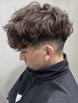 フィフス 大分(fifth)&nbsp;大分スペインカールスパイラルパーマメンズカットマッシュゆるめ