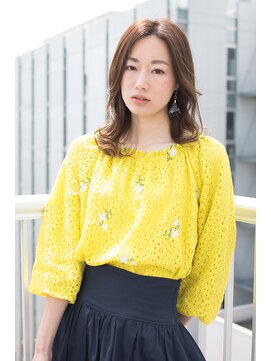 ノイン(noine) ナチュラルで、色気のる大人女子になれるスタイル。