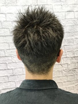 ミーティア バイ クアトロ(Meteor By QUATRO) メンズ刈り上げソフトモヒカン