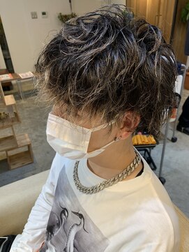 エルオム(EL.HOMME) 【MITSU】スパイラルパーマ×セミウェット