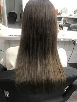 エイトサッポロ 札幌大通り店(EIGHT sapporo) ベージュストレート