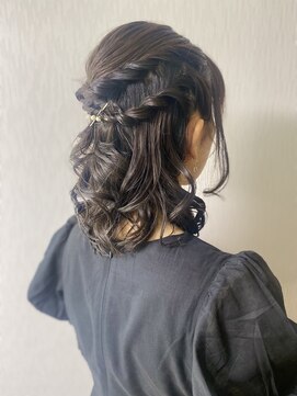 ミークスタイルヘアー(Miiku.style.hair) ハーフカールUP style