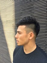 イチゼロイチゼロイチ(10101)&nbsp;オフィスシーンにもプライベートにもオススメのメンズヘア