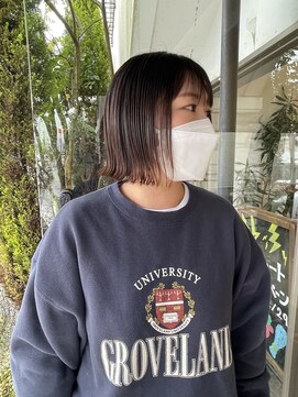 マカロンコワフュールドウシワカマル(macaron coiffure de ushiwakamaru) きりっぱなしボブ