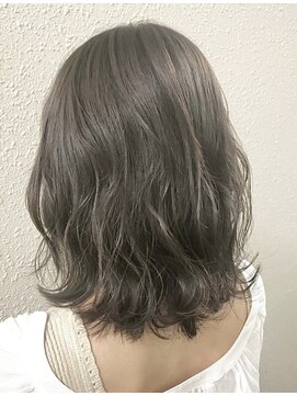 トゥーヘアー(too hair) ゆるふわセミロング【西葛西】