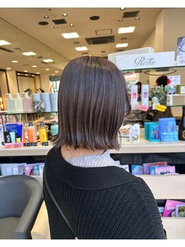 ケンジ 東戸塚(KENJE) 透明感カラー×ぱつっとボブ