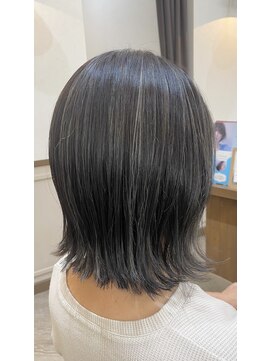 アトリエ リッツ(ATELIER RITZ) ミディアム　白髪ぼかしカラー