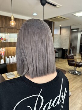 カルム(Calme) ハイトーングレージュ