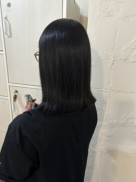 ルフトバイアンビエンテ(Luft by ambiente) ぷつっとボブ【倉本】