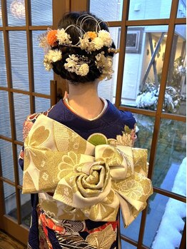 グランマ ママ(GRANDMA MAMA)の写真/【熟練の技】苦しくないのに着崩れしにくい、プロの着付け◎大切な一日を、一番美しい姿で心地よく!