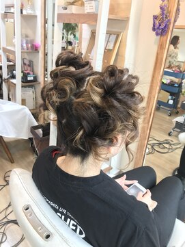 ロカット サロン(Roquat Salon) ボブツインテールヘアアレンジ【ヘアセット　立川/立川南/袴】