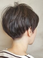 メリケンビューティーパーラー コウベ(MERICAN BEAUTY PARLOR KOBE) [ショート/襟足刈り上げ×丸みショート] tomo 