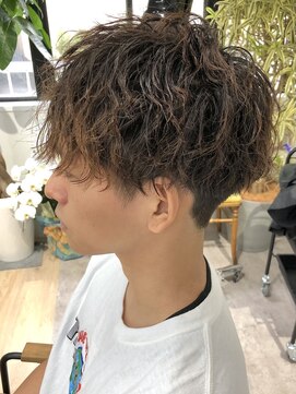 アルモ ヘア フア 東静岡(ALMO hair HUA) 【メンズ人気】ツーブロマッシュ×ツイストスパイラル