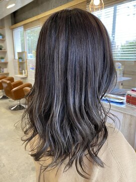 モモ(MOMO) お色気グレージュ