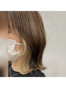 クオリス 赤塚店(QUALIS) 20代女子/イヤリングカラーインナーカラー/カーキグレージュ