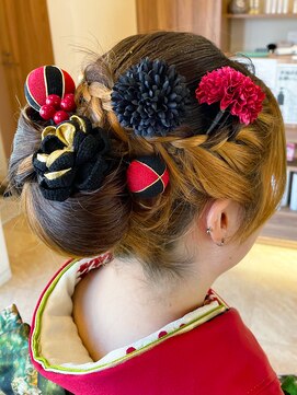 ヘアーブリーズ(hair breeze) 20代30代40代♪お呼ばれ大人かわいい編み込み風アレンジ