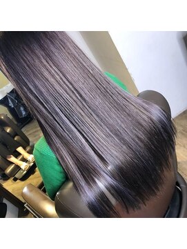 エヌプラス(N+) イメチェンハッシュカットフルバング似合わせレッドブラウン