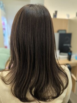 ウイバイファースト(u'i by first) ゆるやかなウェーブスタイル