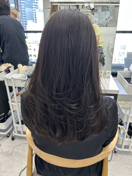 ビューナゴヤ 名駅(VIEW NAGOYA) レイヤーカット/ロングレイヤー/アッシュグレージュ/前髪カット